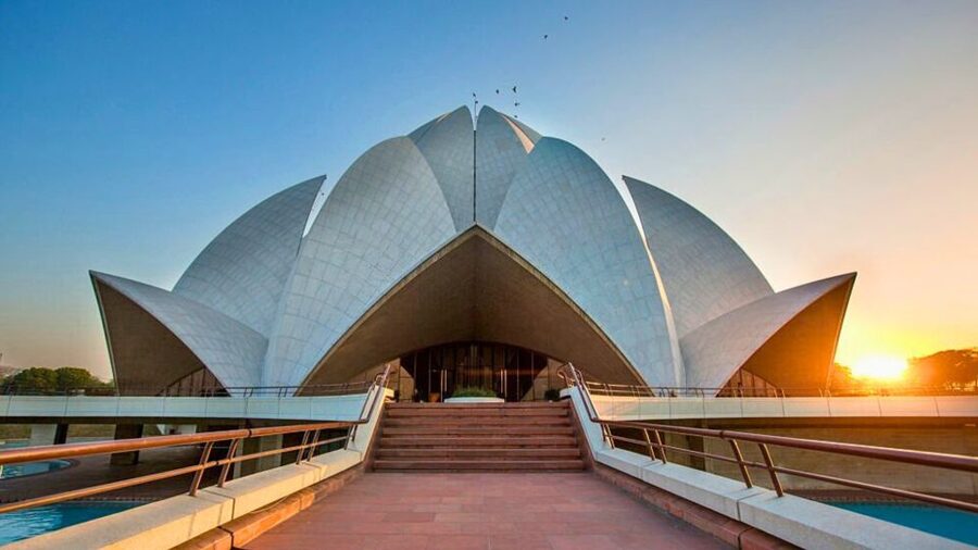Delhi: 6-Hours Delhi Spiritual Sites With Famous Temples - Key Things to Know Before You Go