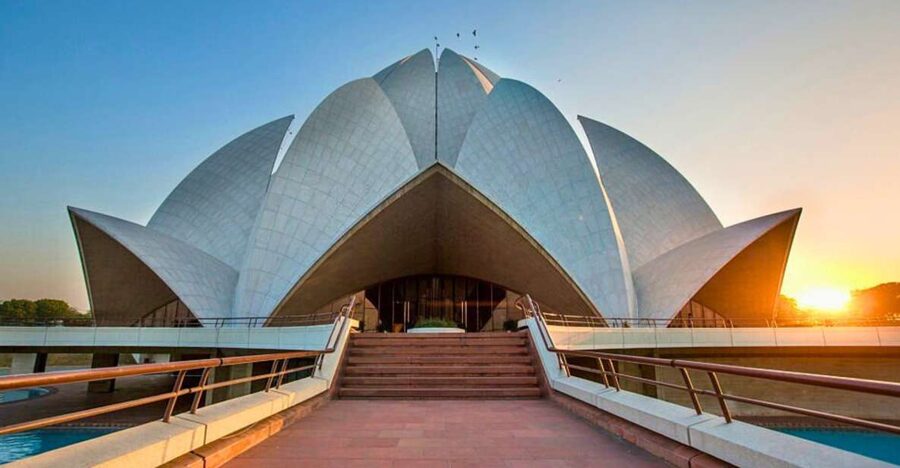 Delhi: 6-Hours Delhi Spiritual Sites With Famous Temples - Why This Six-Hour Route Works