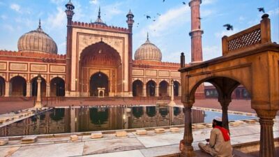 6-Hours Delhi Spiritual Sites With Famous Temples