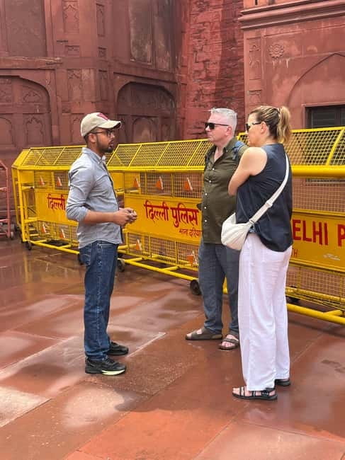 Delhi: Akshardham Temple Tour with Light and Water Show - Who Will Get the Most From This Tour