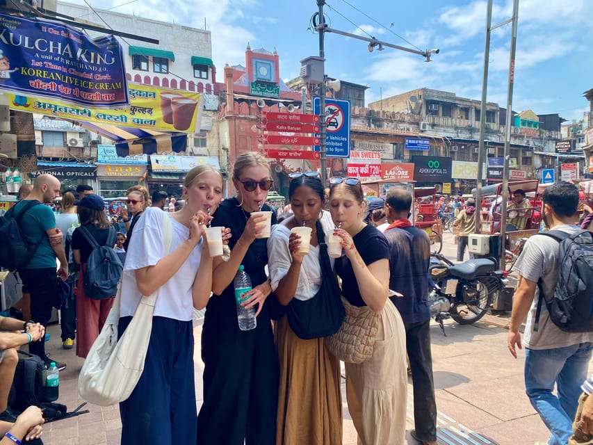 Delhi: Old Delhi's Street Food, Temples & Spice Market Tour - Seeing Old Delhi through JD’s guiding style