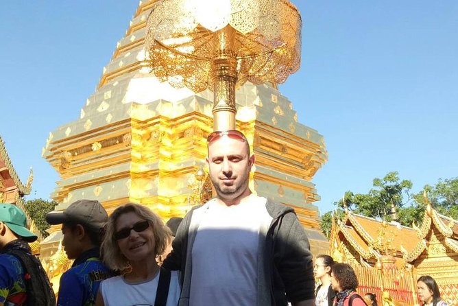 Doi Suthep Temple and Bau Thong Waterfalls Private Tour - The Karen Long Neck Village and the question of responsible sightseeing