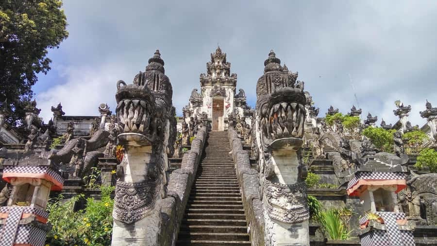 East Bali: Lempuyang Temple, Tirta Gangga, and Taman Ujung - Why East Bali makes a good full-day outing