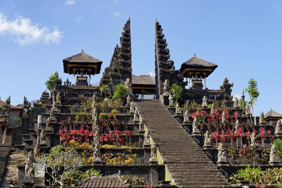 EAST BALI TRIP : BESAKIH TEMPLE/LAKE BATUR/TIRTA EMPUL - What the $85 private price really covers