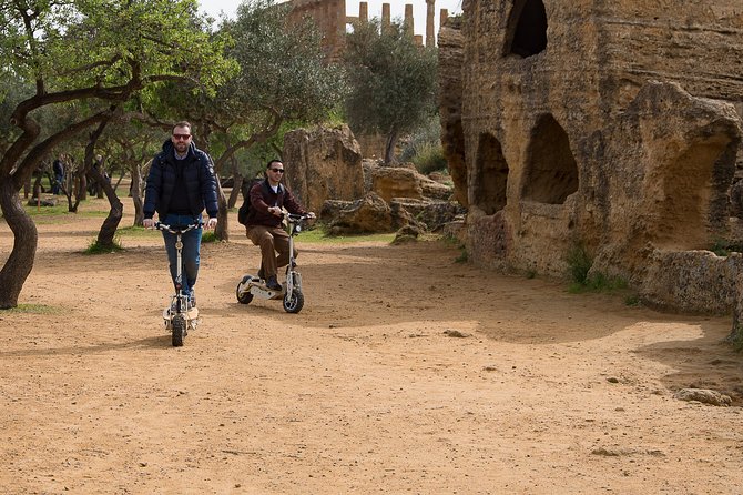 Electric scooter tour inside the Valley of the Temples Agrigento - The real issue: uneven paths and foot traffic