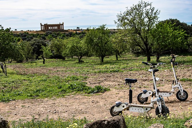 Electric scooter tour inside the Valley of the Temples Agrigento - Entering through security before you reach the scooters
