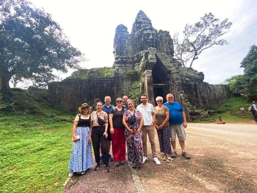Explore Angkor Temple With Tour Guided - What this $25 Angkor tour really covers