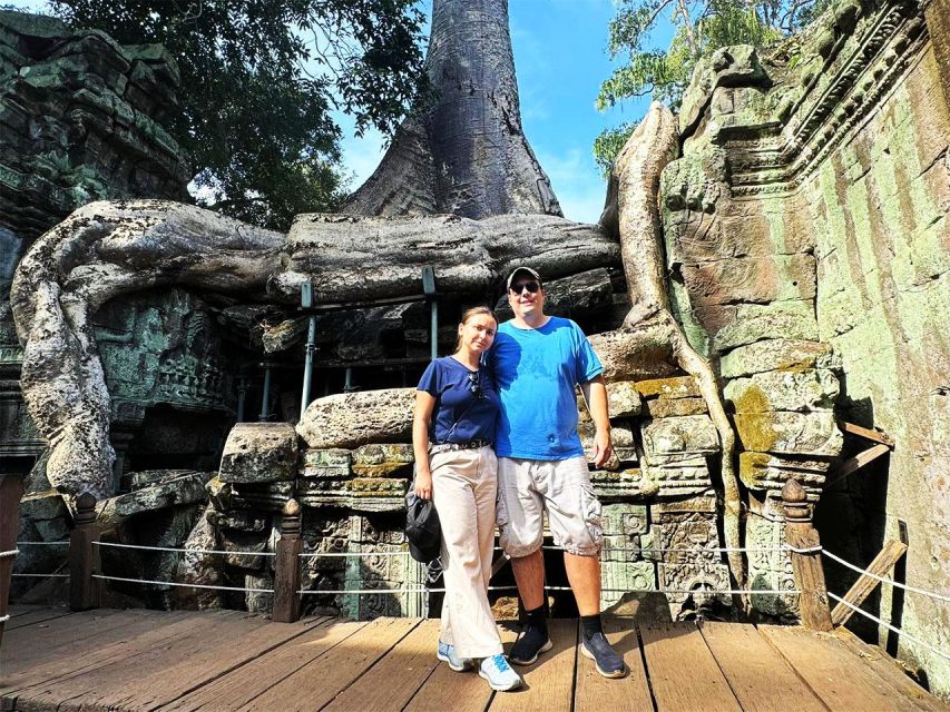 Explore Angkor Temple With Tour Guided - Phnom Bakheng sunset, a free but demanding add-on