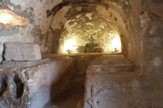 Exploring Shrines, Mosques, and Holy Landmarks Private Tour - Bilal bin Rabah Shrine honors a key Islamic figure