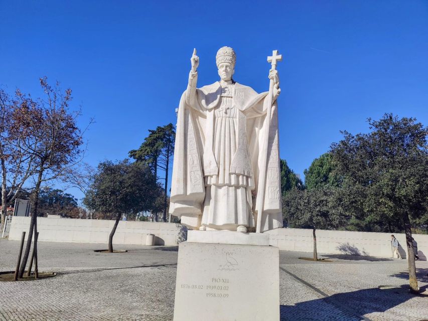 Fátima Private Tour: Shrine| Sacred Path |Shepherds House - Timing, weather, and practical comfort