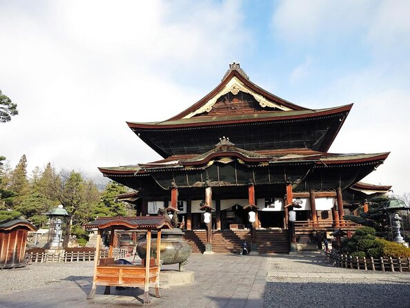 Food & Cultural Walking Tour around Zenkoji temple in Nagano - Key points to know before booking