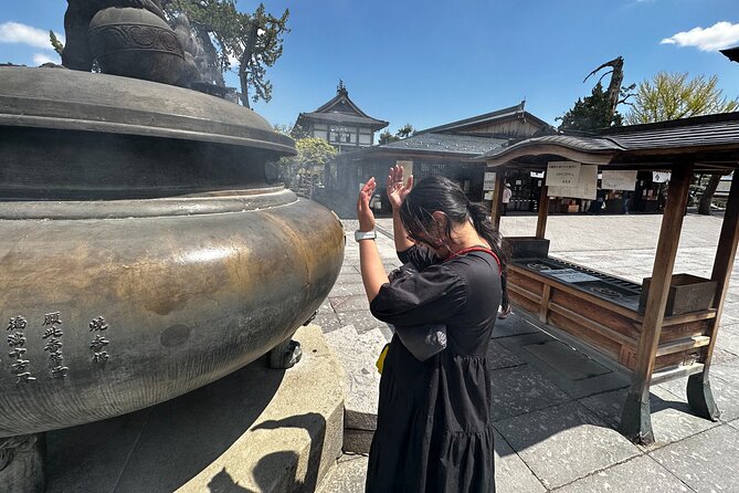 Food & Cultural Walking Tour around Zenkoji temple in Nagano - Local products and the return to the station