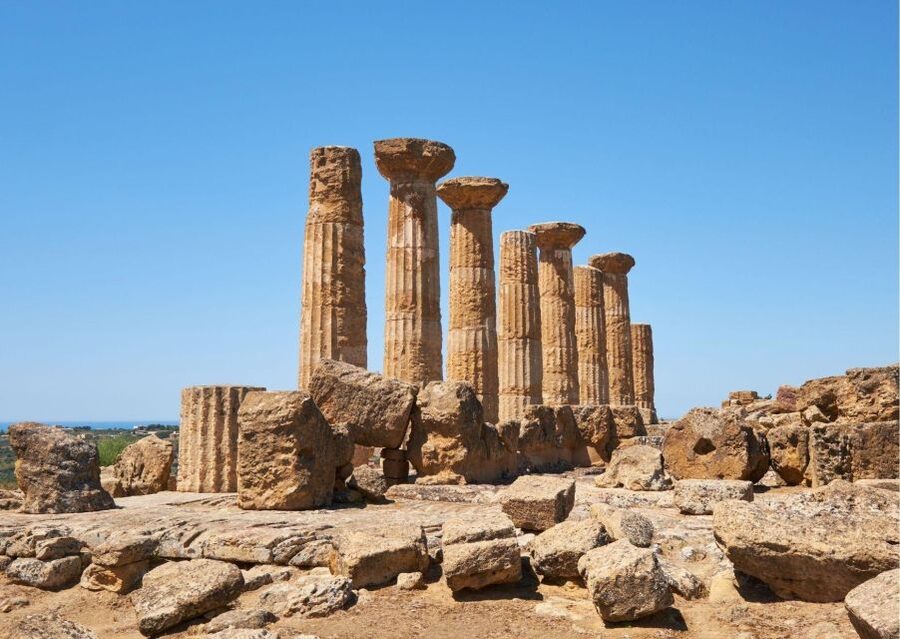 From Agrigento to Siracusa: Valley of Temples & Roman Villa - Timing, luggage, and the shape of the day