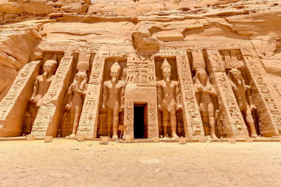 From Aswan: Abu Simbel Ramses and Nefertari Temples Day Trip - At Abu Simbel, three hours can work well