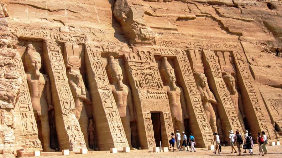 From Aswan: Abu Simbel Temple Day Trip with Hotel Pickup - Key points before you book
