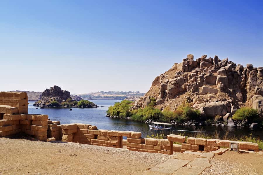 From Aswan: Philae Temple & Motorboat Tour to Nubian Village - Comfort, clothing, and what to leave behind