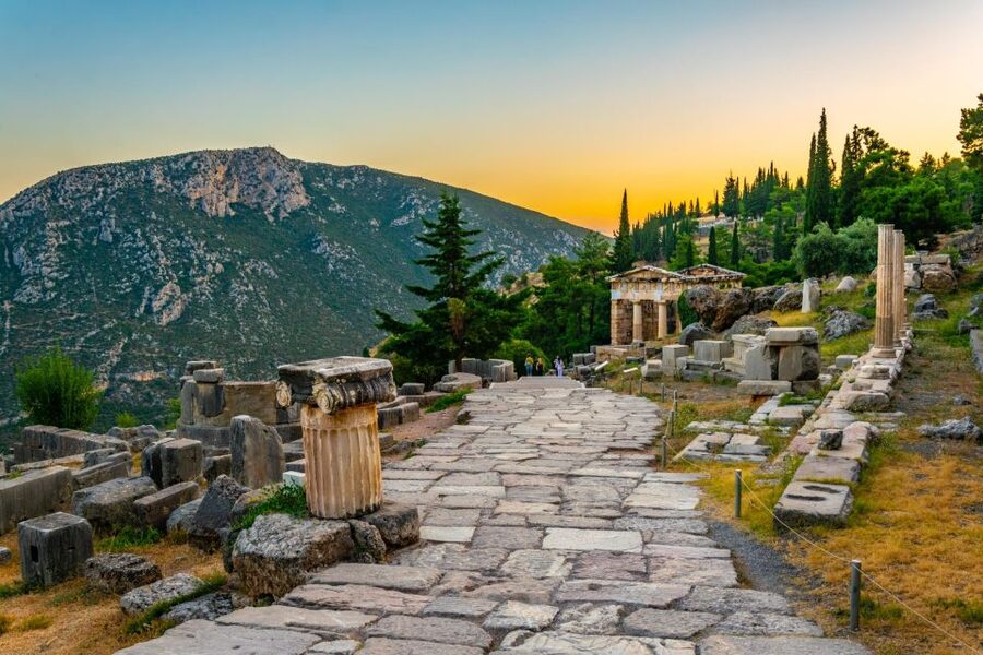 From Athens: Temple of Apollo and Oracle Delphi Day Trip - Is $140 a fair price?
