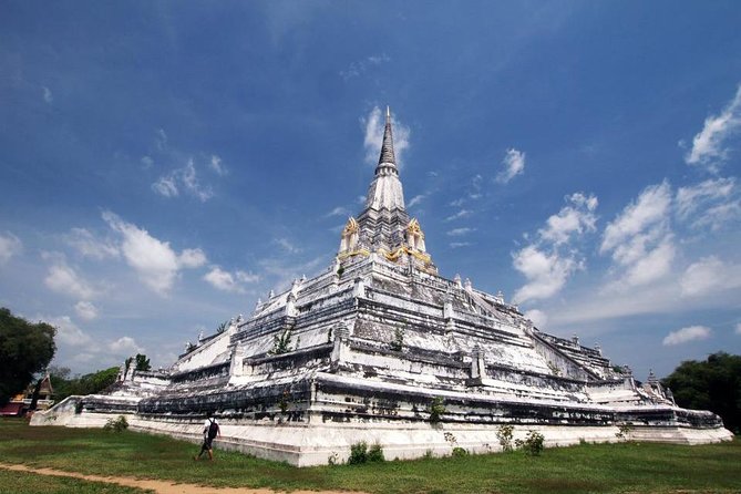 From Bangkok: Ayutthaya Temples Small Group Tour with Lunch - Wat Yai Chai Mang Khon and its tall chedi
