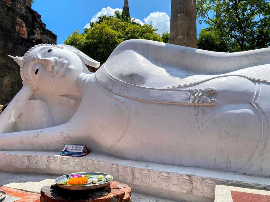 From Bangkok: Ayutthaya Temples Tour with Bang Pa-In Palace - Wat Yai Chai Mongkhon and the reclining Buddha