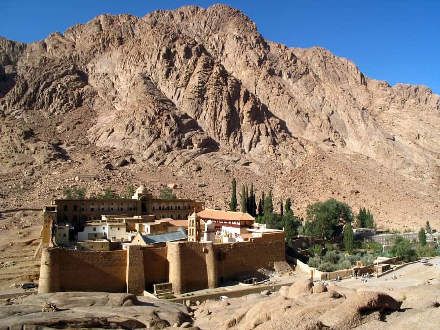 From Cairo: Overnight Trip to Saint Catherine Monastery - Arriving at Sheikh Mousa Bedouin Camp