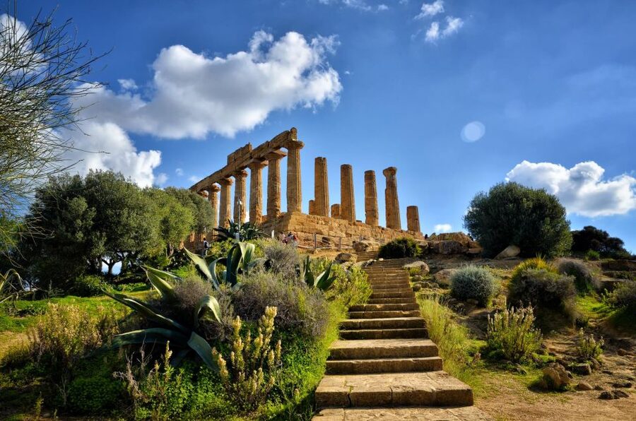From Cefalù: Guided Tour to Agrigento Valley of the Temples - Crossing Sicily by coach