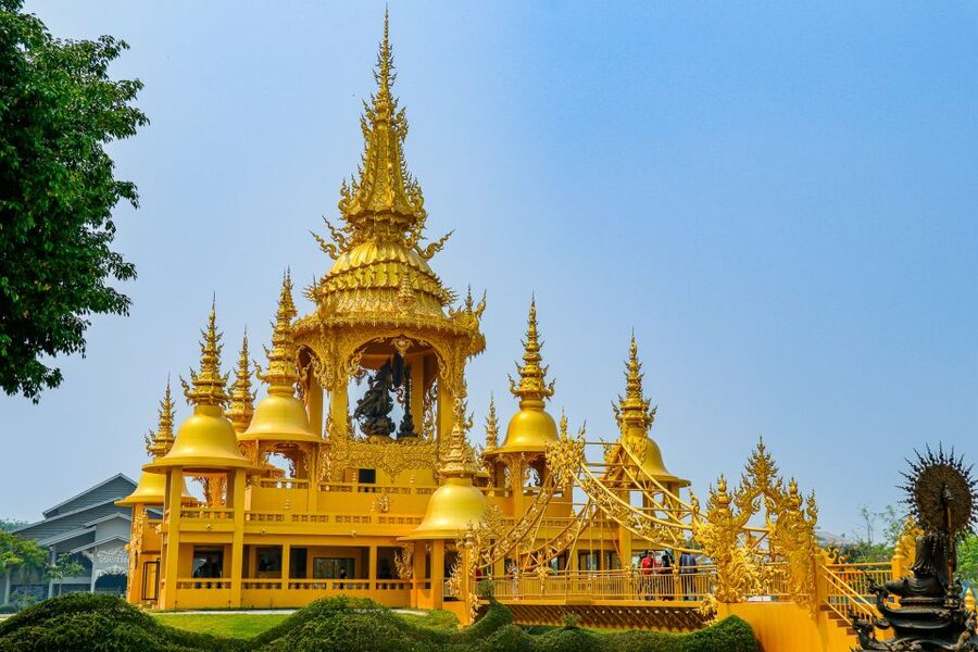 From Chiang Mai: Chiang Rai 2 Temples and Golden Triangle - What the $70 price really covers