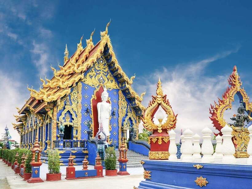 From Chiang Mai: Chiang Rai Famous Temples Guided Tour - Why this long Chiang Rai day trip can be worth it