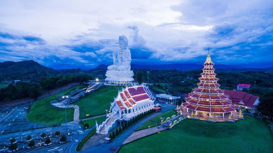 From Chiang Mai: Chiang Rai's Temples Exploration Day Trip - Wat Rong Suea Ten, the Blue Temple