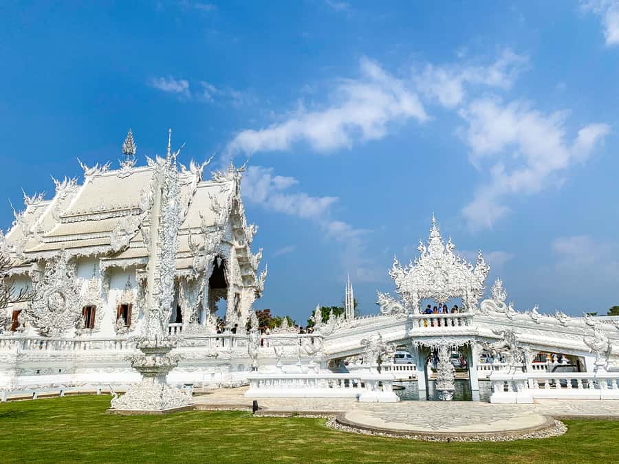 From Chiang Mai: White Temple & Golden Triangle Day Trip - Wat Rong Khun is the day’s visual centerpiece