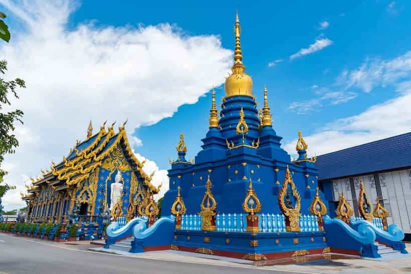 From Chiang Rai 3 Temples & Golden Triangle &Tea Plantation - Three temples, three very different ideas