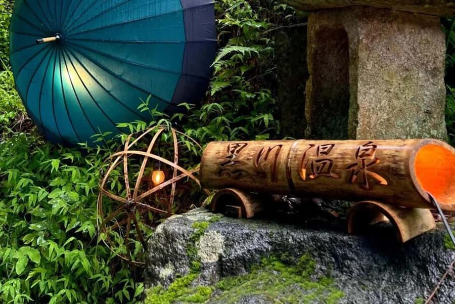 From Fukuoka: Mount Aso, Kurokawa Onsen, and Shrine Tour - Wandering Kurokawa Onsen for 90 minutes