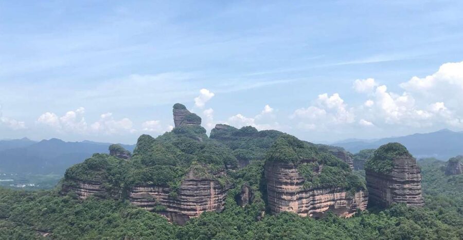 From Guangzhou: Mount Danxia and Nanhua Temple Full-Day - Leaving Guangzhou at 7:00