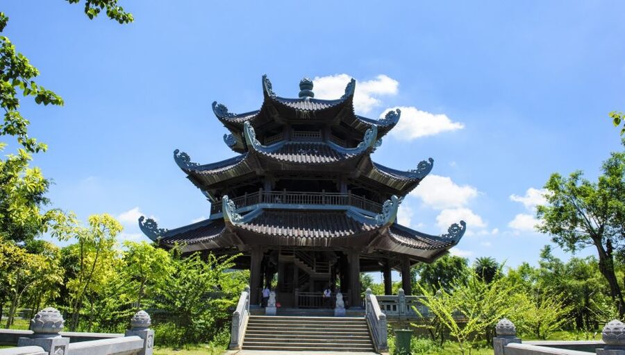 From Hanoi: Trang An & Bai Dinh Pagoda Full-Day Private Tour - Should you book it?