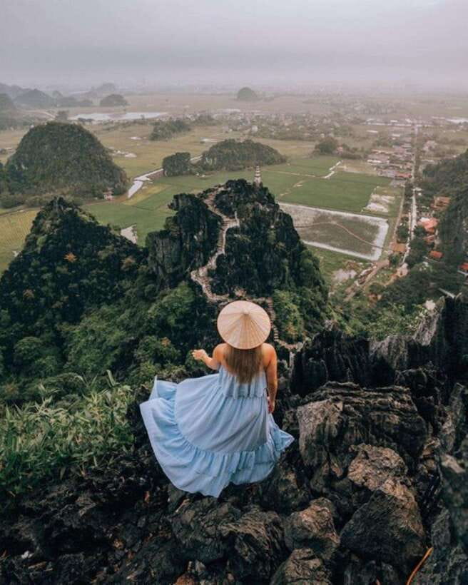 From Hanoi: Trang An Eco-tourism & Bai Dinh pagoda full day - Who should choose this tour?