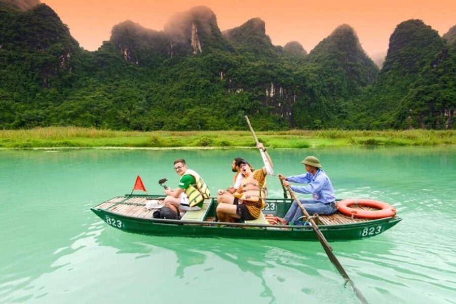 From Hanoi: Trang An Scenic Landscape & Bai Dinh Pagoda Trip - Key points at a glance