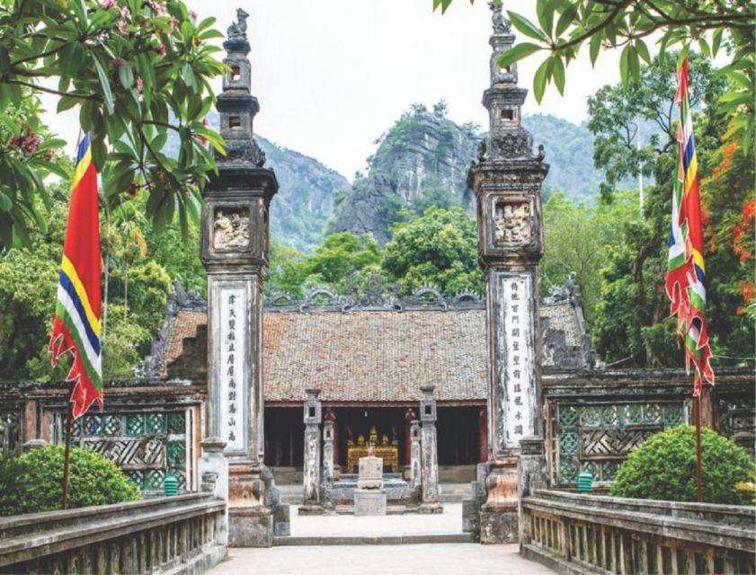 From Hanoi: Trang An Scenic Landscape & Bai Dinh Pagoda Trip - Simple preparation for a smoother day