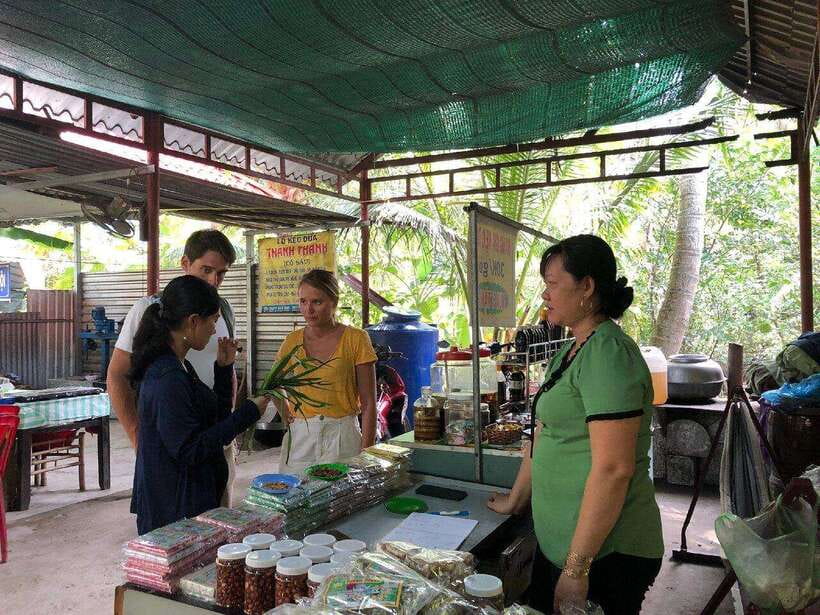 From HCMC: Mekong Delta and Vinh Trang Pagoda 1 day - Lunch with Southern Vietnamese flavors