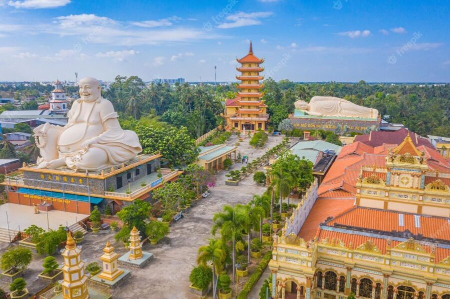 From Ho Chi Minh: Explore Mekong Delta & Vinh Trang Pagoda - Crossing the Mekong by boat