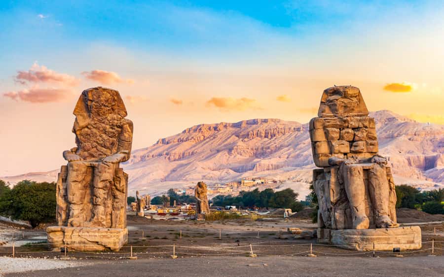 From Hurghada: Luxor Private Day Trip with Temple Tickets - The long road from Hurghada to Luxor