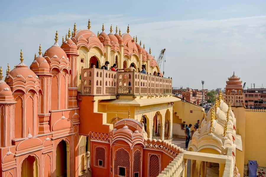 From Jaipur : Jaipur Sightseeing With Galta G Temple - Jal Mahal: a short photo stop on Man Sagar Lake
