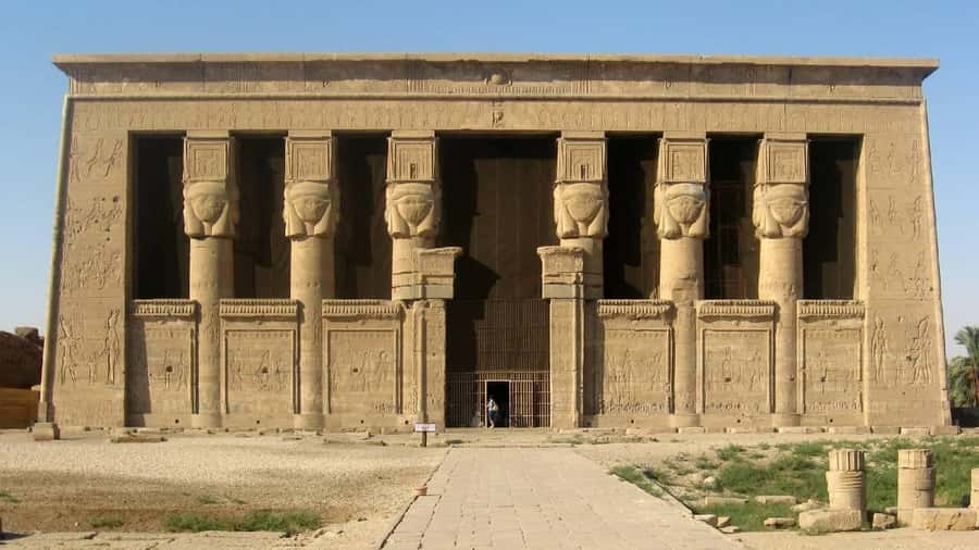 From Luxor: Abydos & Dendera Temples on a Private Day Tour. - How the guide changes the experience