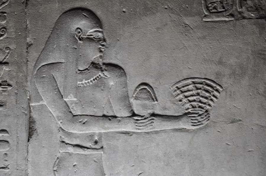 From Luxor: Private Edfu and Kom Ombo Temples Tour & Lunch - Kom Ombo above the Nile