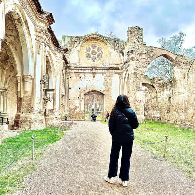 From Madrid: Discover the Monastery of Piedra and the Kingdom of Aragon - The extra stops at Sigüenza and nearby