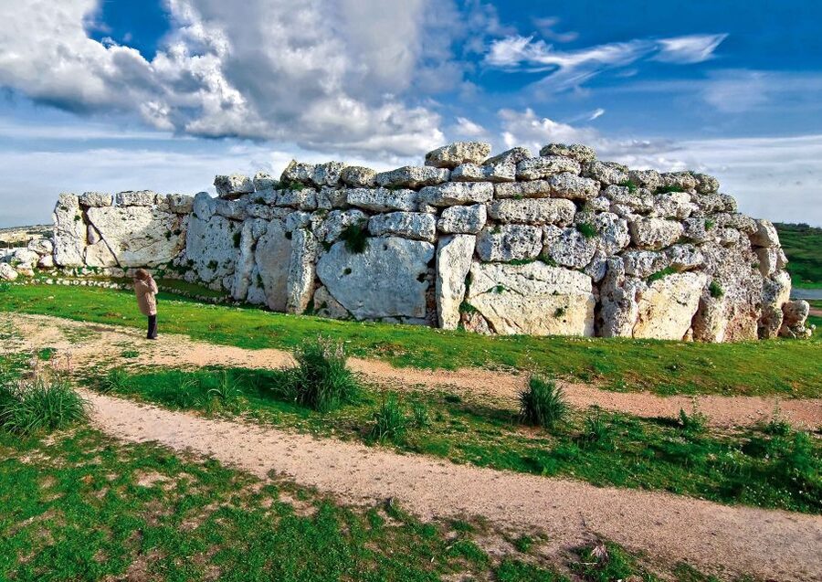 From Malta: Gozo Day Trip Including Ggantija Temples - Ggantija Temples and the scale of prehistory