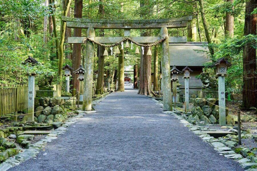 From Nagoya: Ise’s Sacred Shrines and Captivating Coastlines - Two hours around Okage Yokocho