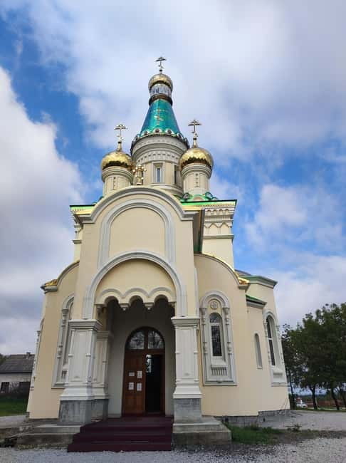 From Novi Sad: Sremski Karlovci and Krusedol Monastery Tour - Bermet wine: a local taste with an ocean liner connection