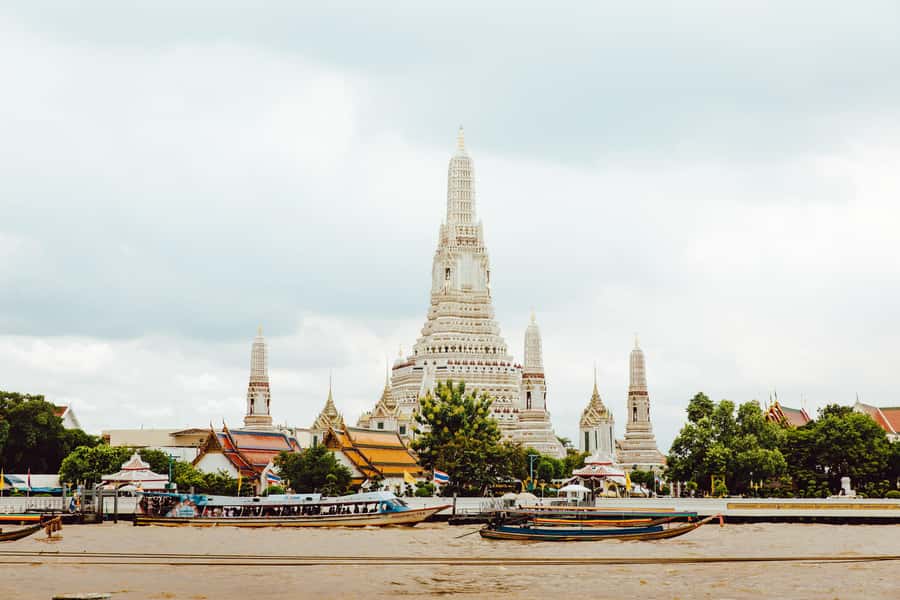 From Pattaya: Bangkok Temples Full-Day Tour - Dress, walking, and practical comfort
