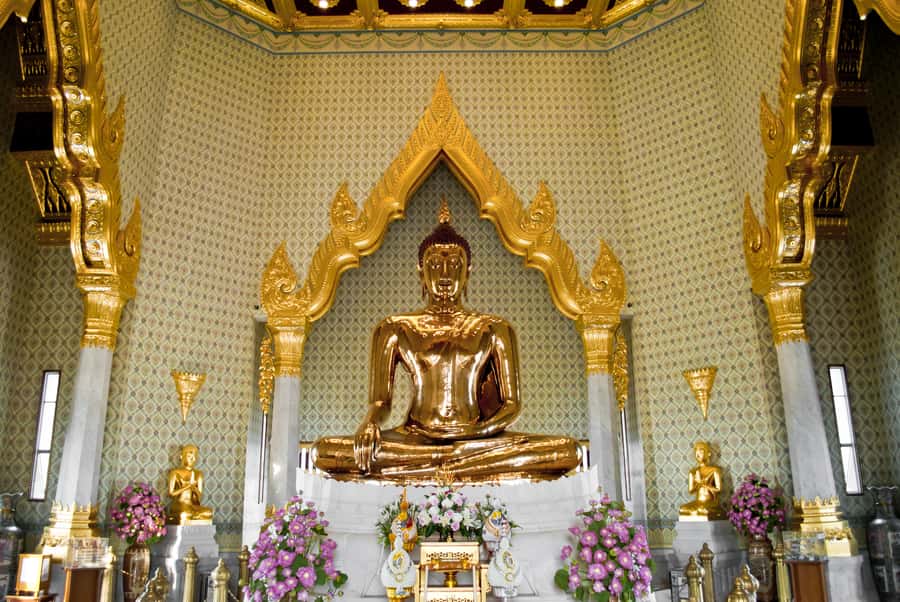 From Pattaya: Bangkok Temples Full-Day Tour - Wat Pho and the reclining Buddha