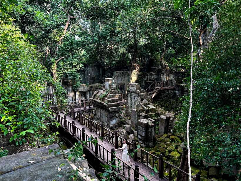 From Siem Reap: Angkor Wat and Floating Village 3-Day Trip - Heat, clothing, and the effort required
