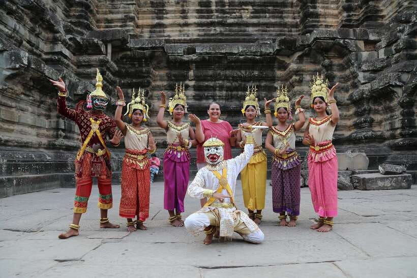 From Siem Reap: Angkor Wat Full-Day Private Tour & Sunrise - Ta Prohm from 11:30 am to 2:00 pm